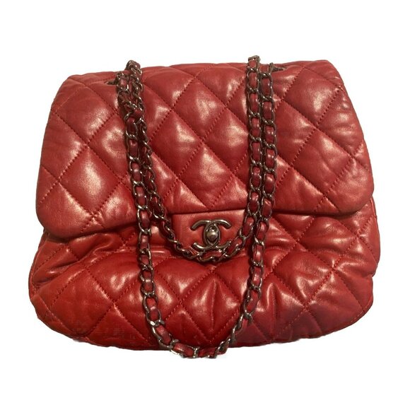 CHANEL ACCORDION FLAP BAG Burgundy In Quilted Leather - Picture 1 of 14